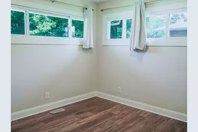 2301 Sweetbriar Street, Crest Hill, IL 60403 - Photo 11