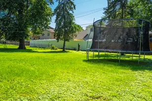 2301 Sweetbriar St, Crest Hill, IL 60403 - Photo 21