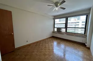 4180 N Marine Dr, Chicago, IL 60613 - Photo 5
