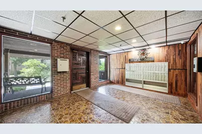 121 S Spruce Avenue #207, Wood Dale, IL 60191 - Photo 23