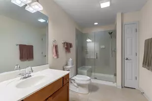 29W511 Cerny Cir, Warrenville, IL 60555 - Photo 17