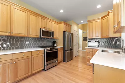 29W511 Cerny Circle, Warrenville, IL 60555 - Photo 7