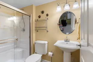 29W511 Cerny Cir, Warrenville, IL 60555 - Photo 9