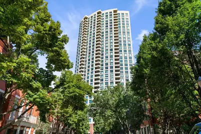 501 N Clinton Street #1304, Chicago, IL 60654 - Photo 1