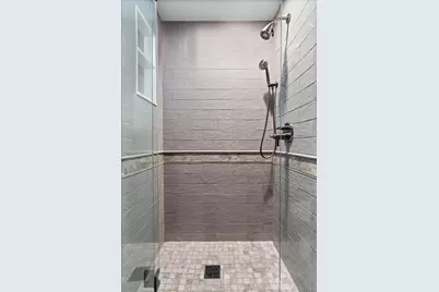 501 N Clinton Street #1304, Chicago, IL 60654 - Photo 21