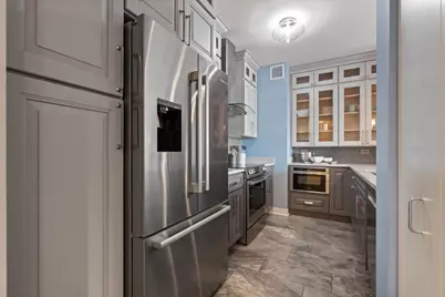 501 N Clinton Street #1304, Chicago, IL 60654 - Photo 11