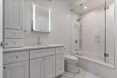 501 N Clinton Street #1304, Chicago, IL 60654 - Photo 17