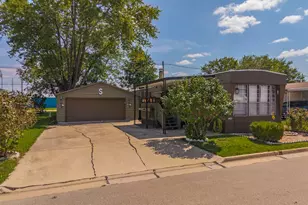 1340 13th St, Bloomington, IL 61704 - Photo 41