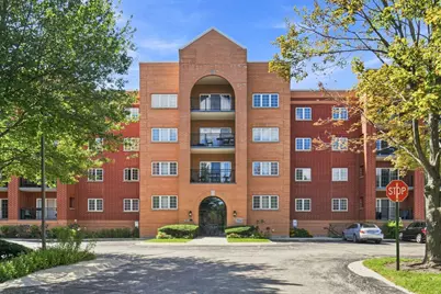 55 S Hale Street #207, Palatine, IL 60067 - Photo 1