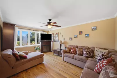 3262 N Elston Avenue, Chicago, IL 60618 - Photo 5