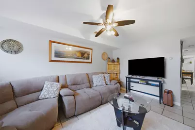 3262 N Elston Avenue, Chicago, IL 60618 - Photo 9