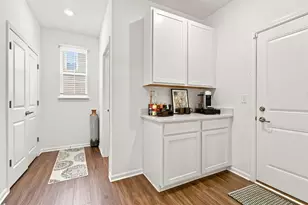 1133 Brighton Cir, Crystal Lake, IL 60012 - Photo 17