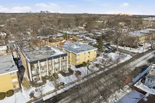 1609 Howard St, Evanston, IL 60202 - Photo 3