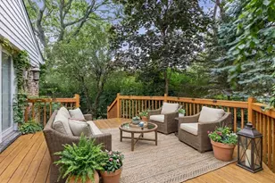 2415 Happy Hollow Rd, Glenview, IL 60026 - Photo 11