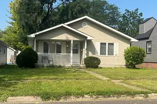 253 S Fulton Ave, Bradley, IL 60915 - Photo 1