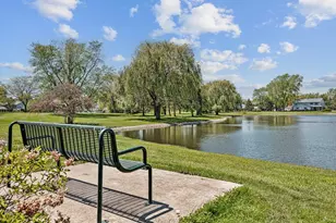 784 Leicester Rd, Elk Grove Village, IL 60007 - Photo 25