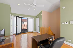 1350 W Byron St, Chicago, IL 60613 - Photo 15