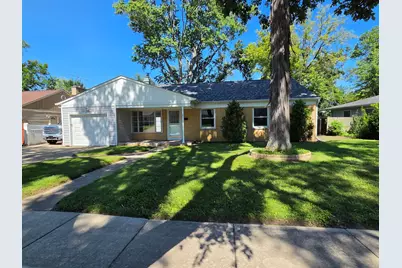 21 Crestview Terrace, Buffalo Grove, IL 60089 - Photo 1
