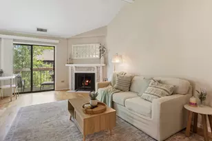 230 Windsor Ln, Willowbrook, IL 60527 - Photo 3
