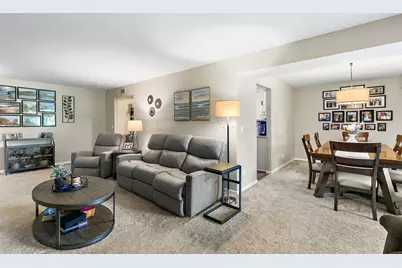 710 Saint Andrews Lane #22, Crystal Lake, IL 60014 - Photo 13