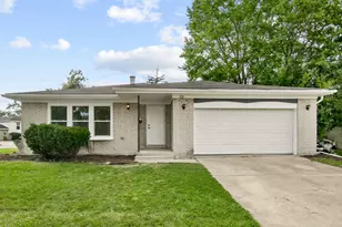 326 S Minerva Ave, Glenwood, IL 60425 - Photo 1