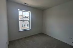 434 Red Oak Cir, Volo, IL 60020 - Photo 13