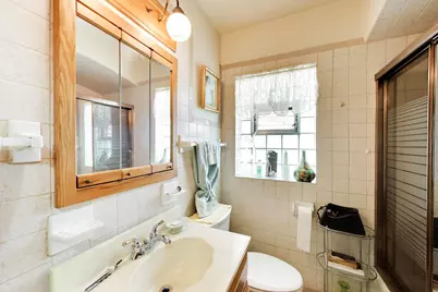 9537 S Indiana Avenue, Chicago, IL 60649 - Photo 9