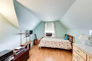 9537 S Indiana Ave, Chicago, IL 60649 - Photo 11