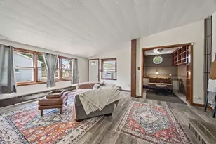 12402 Maple Ave, Blue Island, IL 60406 - Photo 9