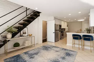 4945 N Neva Ave, Chicago, IL 60656 - Photo 3