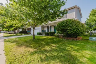 304 Jenny Lind Dr, Normal, IL 61761 - Photo 3