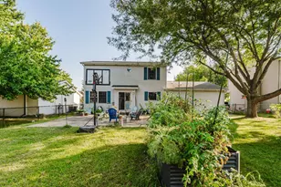 304 Jenny Lind Dr, Normal, IL 61761 - Photo 37