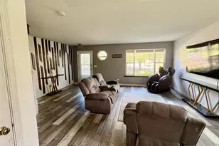 1178 Golden Oaks Pkwy, Aurora, IL 60506 - Photo 3