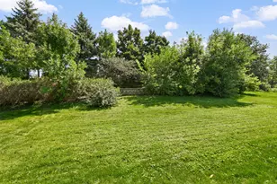 7721 Stevens St, Darien, IL 60561 - Photo 3
