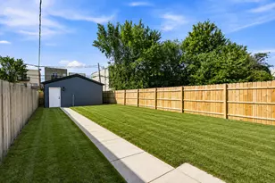 1433 S Trumbull Ave, Chicago, IL 60623 - Photo 21