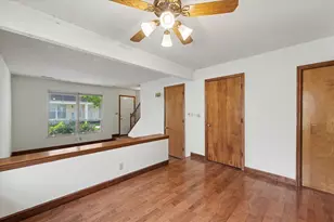 1111 Plymouth Dr, Champaign, IL 61821 - Photo 7
