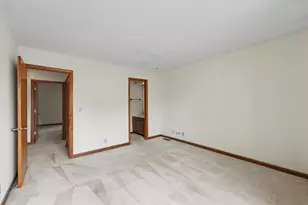 1111 Plymouth Dr, Champaign, IL 61821 - Photo 15