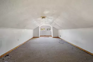 7927 S Ridgeland Ave, Chicago, IL 60617 - Photo 15