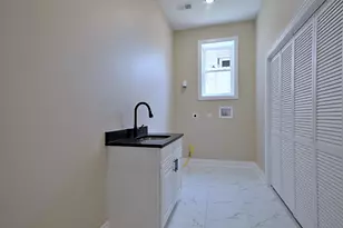 4859 W Hirsch St, Chicago, IL 60651 - Photo 47