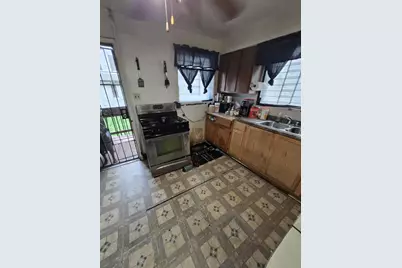 124 W 111th Place, Chicago, IL 60628 - Photo 5