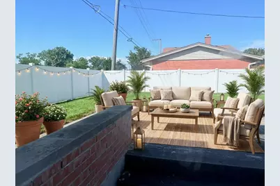 8560 W Clara Drive, Niles, IL 60714 - Photo 17