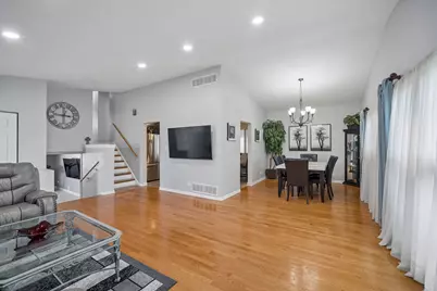 8560 W Clara Drive, Niles, IL 60714 - Photo 15