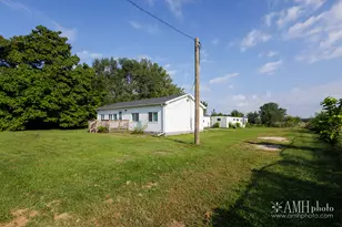 17611 E 4750S Rd, Pembroke Twp, IL 60958 - Photo 33
