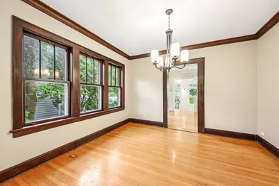 2038 Hawthorne Lane, Evanston, IL 60201 - Photo 5