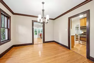 2038 Hawthorne Ln, Evanston, IL 60201 - Photo 7