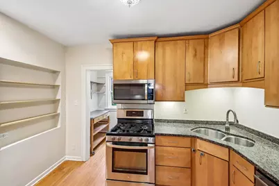 2038 Hawthorne Lane, Evanston, IL 60201 - Photo 13