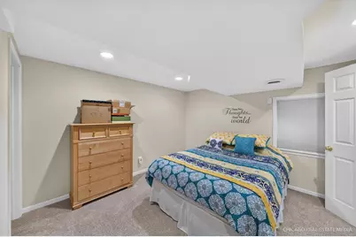 1172 Hillcrest Lane, Woodridge, IL 60517 - Photo 29