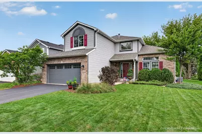 1172 Hillcrest Lane, Woodridge, IL 60517 - Photo 1