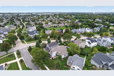 1172 Hillcrest Lane, Woodridge, IL 60517 - Photo 37