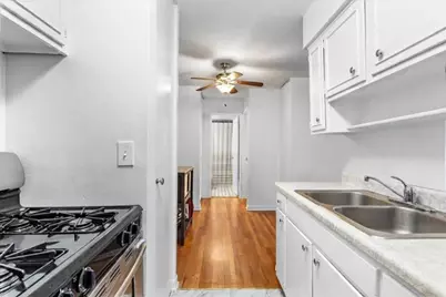 2629 N Hampden Court #306, Chicago, IL 60614 - Photo 5